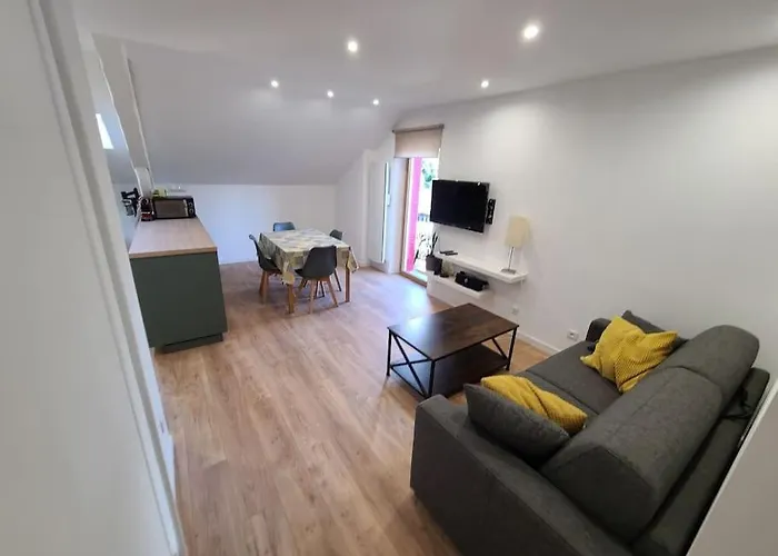 Meuble De Tourisme 2 Aix Les Bains 아파트 *